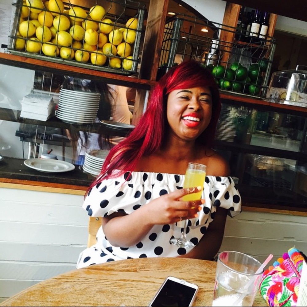 Meet your Posher, Whitney